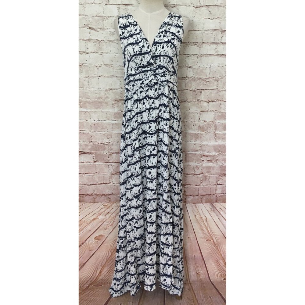 Forever 21 Empire Waist Surplice Navy White Batik Long Maxi Dress Size M NEW